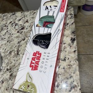 Williams Sonoma Star Wars Cookie Cutters Set of 4 - NIB